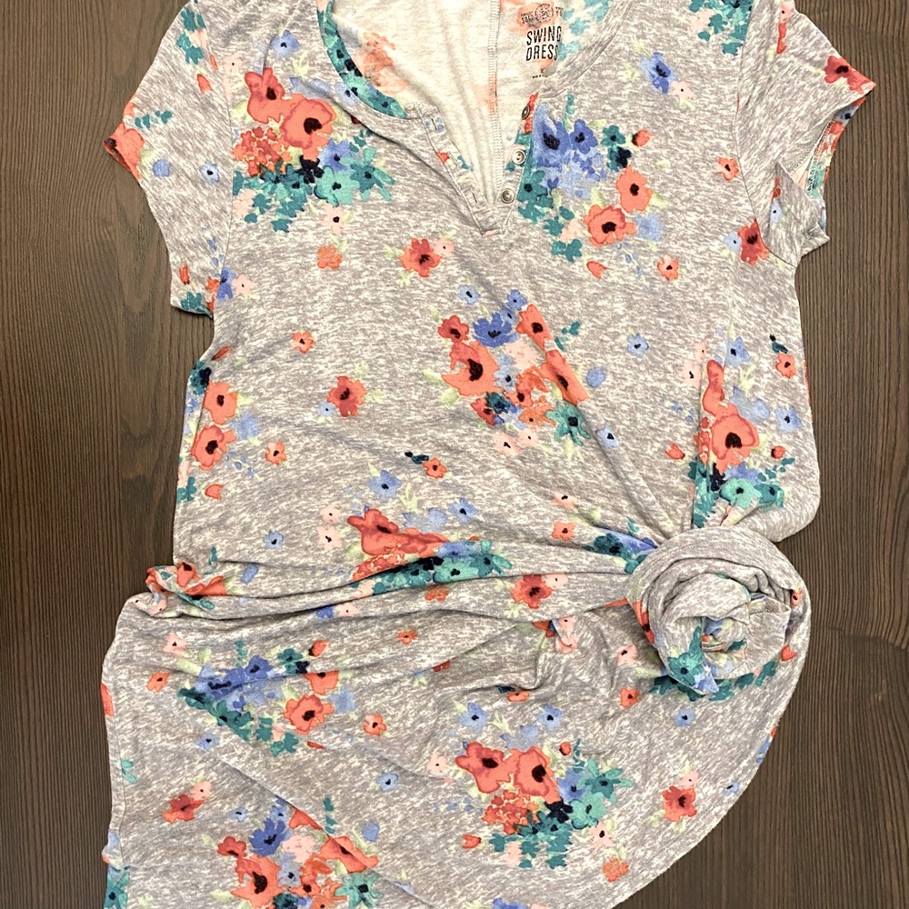 Floral Mid thigh shirt dress